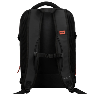 Mochila negra y roja Nox Luxury Open Series Mochila negra y roja Nox Luxury Open Series