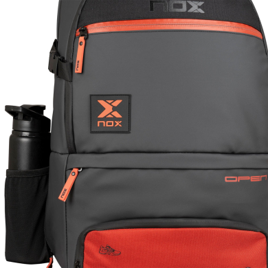 Mochila negra y roja Nox Luxury Open Series Mochila negra y roja Nox Luxury Open Series