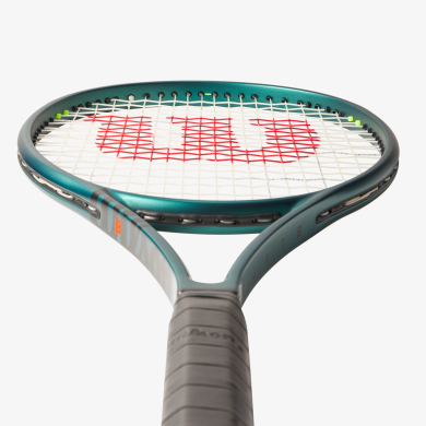 Wilson Blade 98 (18 x 20) Wilson Blade 98 (18 x 20)
