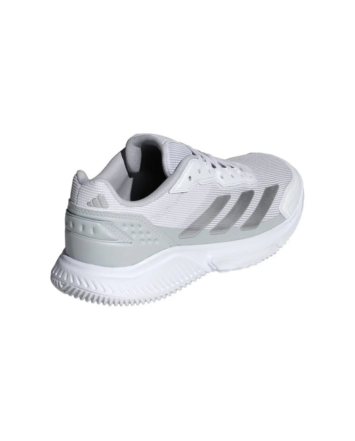 Scarpa da ginnastica Adidas Courtquick Padel bianca, laterale con tre strisce grigie e suola sportiva.