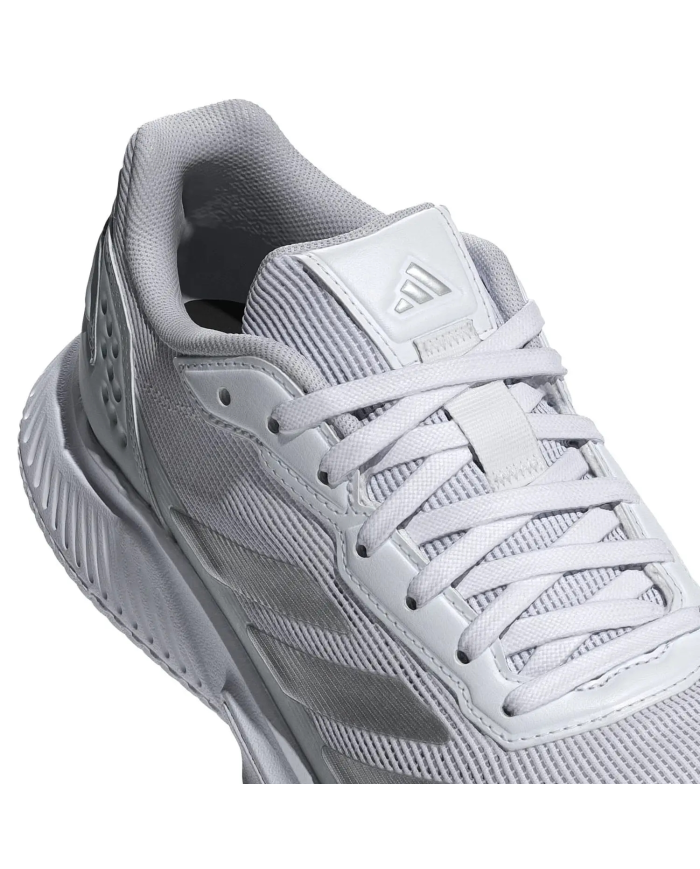 Scarpe da training bianche Adidas Courtquick Padel San Juan Womens JR4658, dettaglio linguetta e lacci.