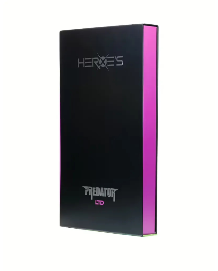 Custodia o scatola nera lucida con bordo rosa, logo "HEROES" in alto e testo "PREDATOR LTD" in basso. prodotto Heroe's Padel Pre