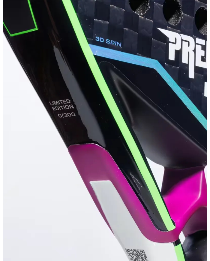 Paddle da Padel Predator LTD 2026 di Heroe’s: dettaglio near il telaio nero con riflessi neon verde, magenta e bianco, ed edizio