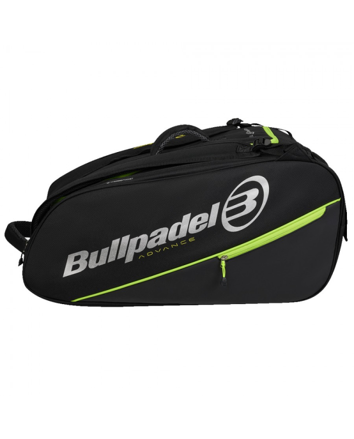 Borsa Bullpadel Advanced nera con zip laterale giallo fluo, logo Bullpadel e maniglia superiore.