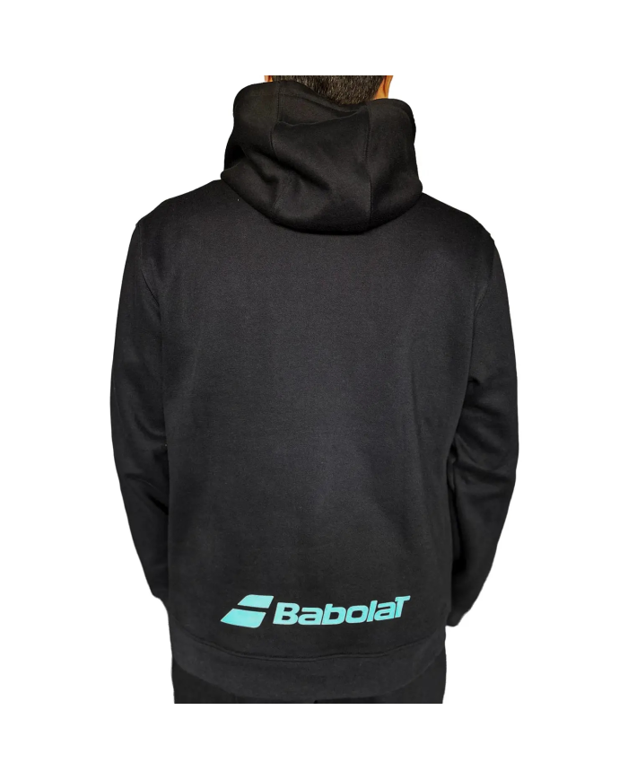 Felpa nera con cappuccio vista da dietro, logo azzurro Babolat sul fondo.